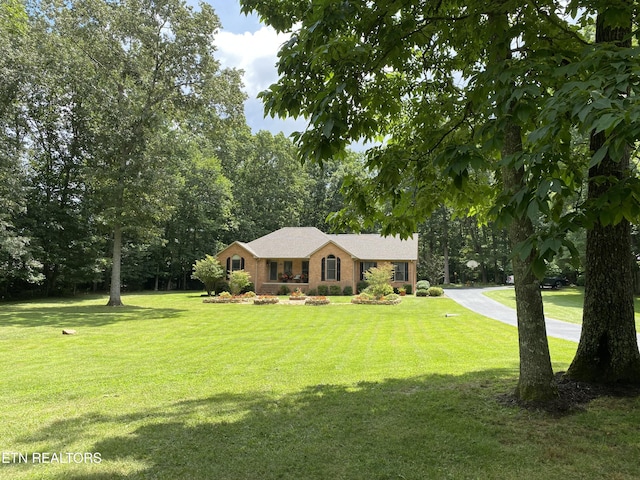 844 Laurel Cir, Crossville, TN 38555 - photo 1