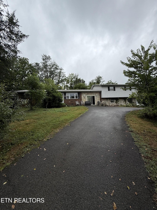 287 Lone Mountain Rd, Tazewell, TN 37879 - photo 1