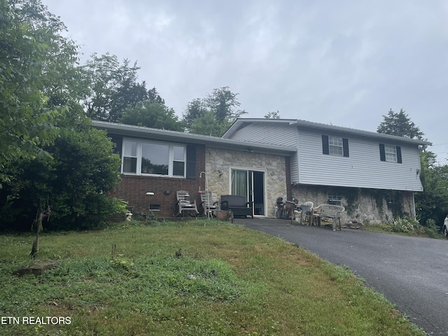 287 Lone Mountain Rd, Tazewell, TN 37879 - photo 2