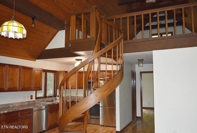 515 Englewood Rd, Middlesboro, KY 40965 - photo 7