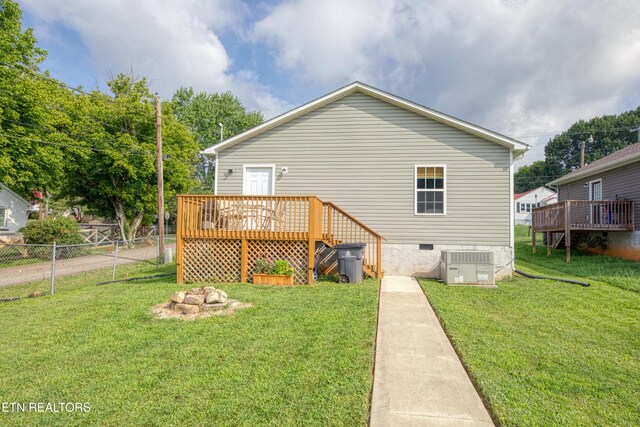 524 NE Midlake Dr, Knoxville, TN 37918 - photo 17