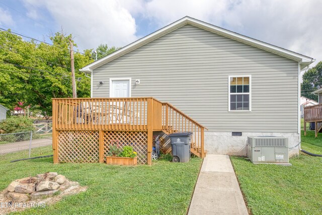 524 NE Midlake Dr, Knoxville, TN 37918 - photo 18