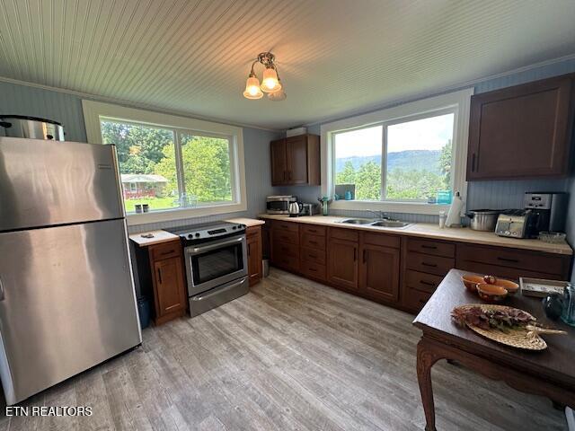 863 Giles Hollow Rd, Rose Hill, VA 24281 - photo 16