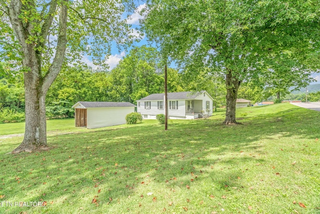 209 E Winchester St, Rockwood, TN 37854 - photo 2