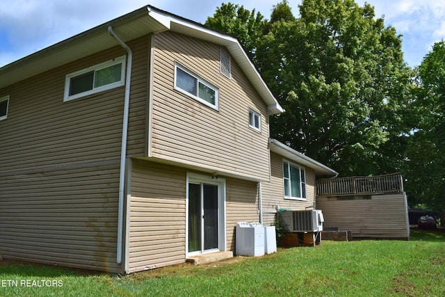 561 Robinson Dr, Loudon, TN 37774 - photo 6