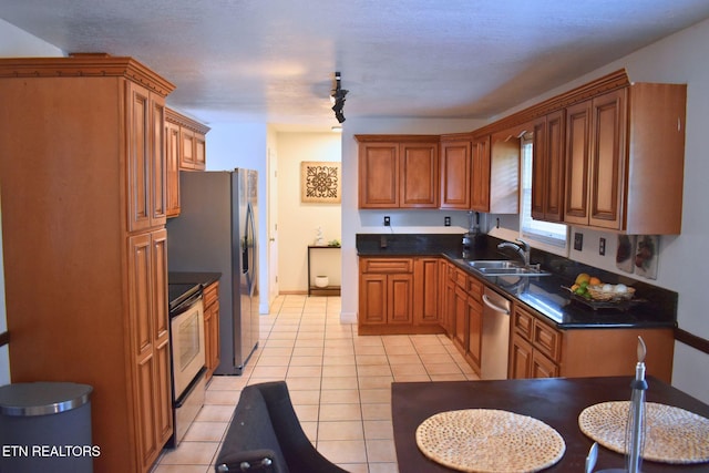 561 Robinson Dr, Loudon, TN 37774 - photo 8