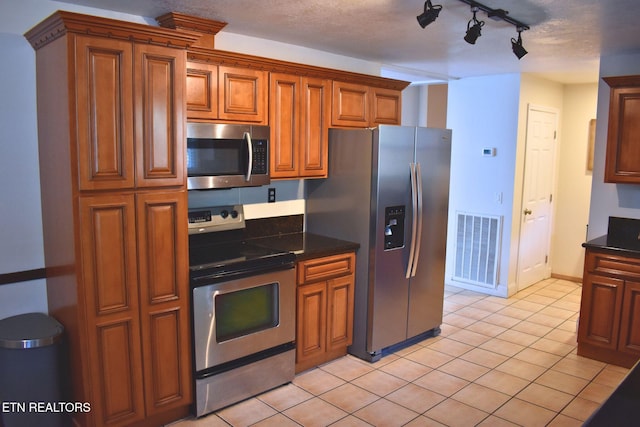561 Robinson Dr, Loudon, TN 37774 - photo 9