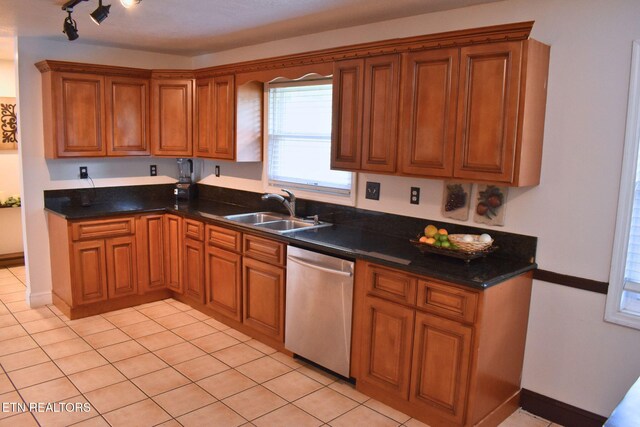561 Robinson Dr, Loudon, TN 37774 - photo 10