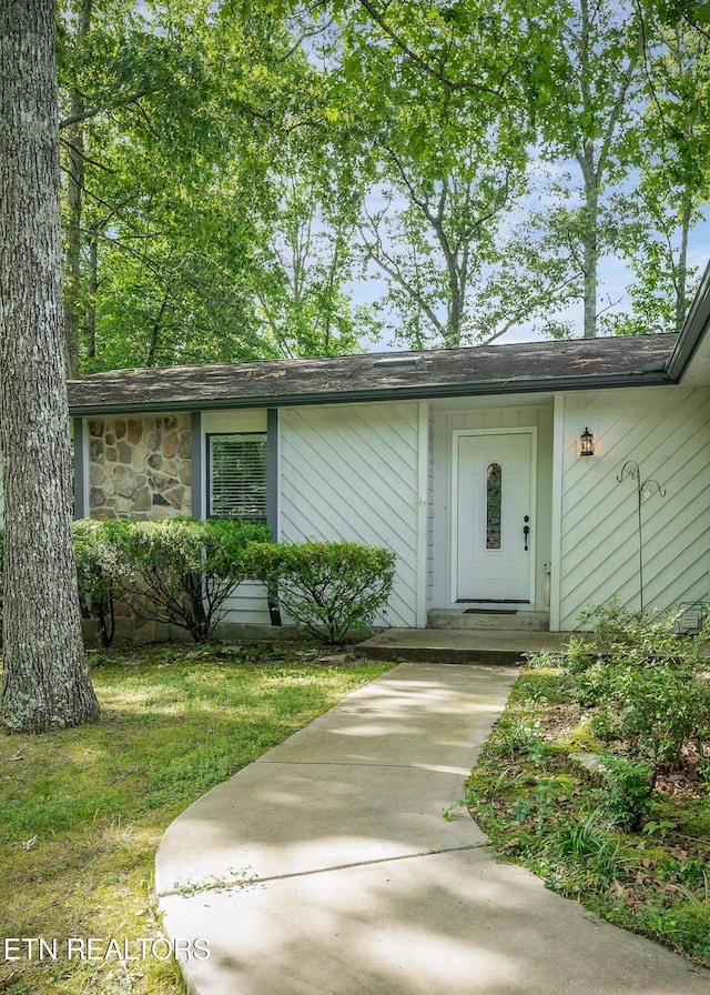 145 Anglewood Dr, Crossville, TN 38558 - photo 5
