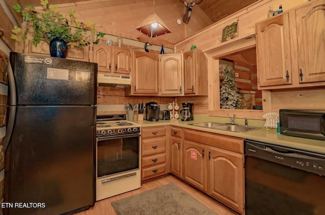 2339 Hidden Mountain Rd, Sevierville, TN 37876 - photo 5