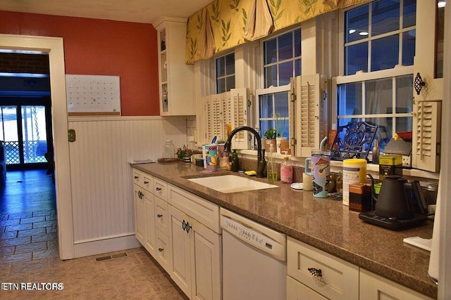 915 Lothbury Ave, Middlesboro, KY 40965 - photo 5