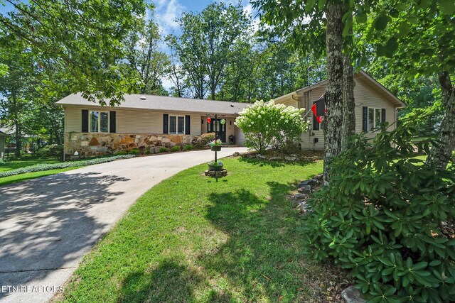 21 Walden Ridge Cir, Crossville, TN 38558 - photo 3