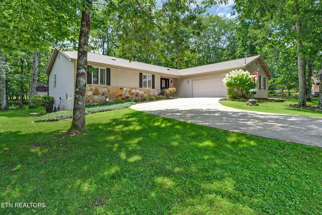 21 Walden Ridge Cir, Crossville, TN 38558 - photo 1