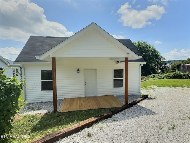608 E Walden St, Lafollette, TN 37766 - photo 2