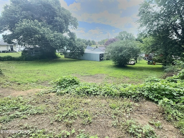 608 E Walden St, Lafollette, TN 37766 - photo 21
