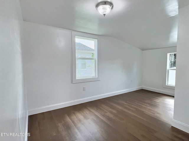 608 E Walden St, Lafollette, TN 37766 - photo 15