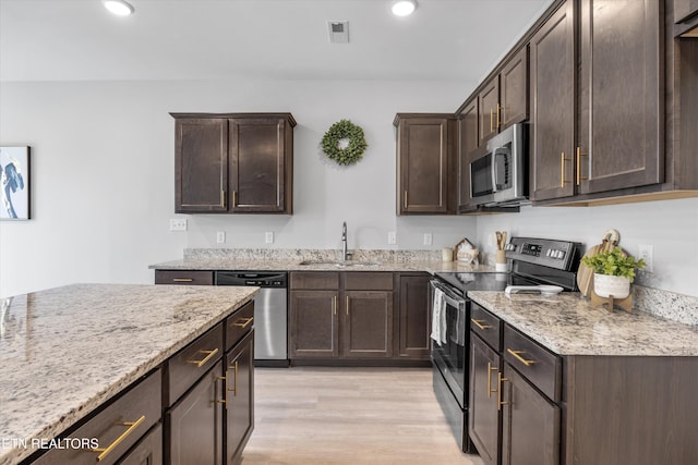 4828 Moon Lake Ln, Knoxville, TN 37918 - photo 13