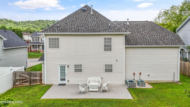 5918 Gray Gables Dr, Knoxville, TN 37931 - photo 29