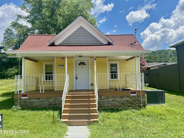 211 Kingston Ave, Oliver Springs, TN 37840 - photo 1