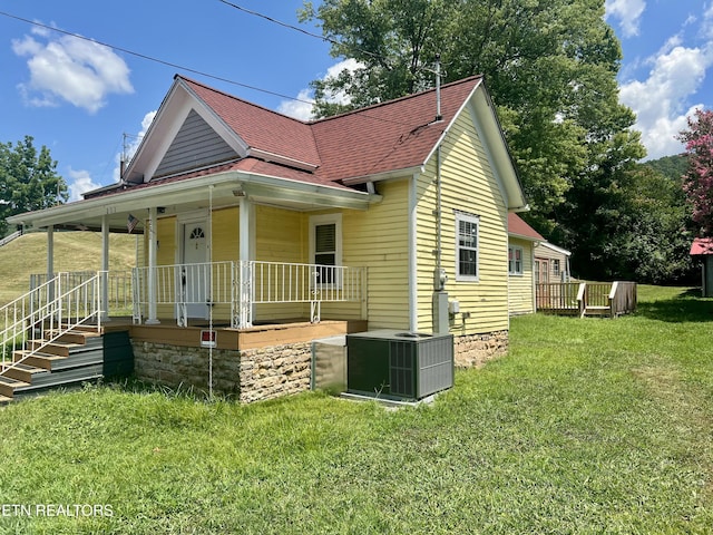 211 Kingston Ave, Oliver Springs, TN 37840 - photo 2