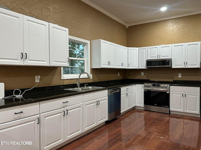 901 Kyle St, Lafollette, TN 37766 - photo 5