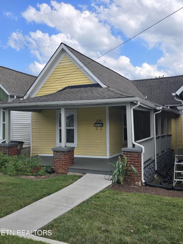 320 E Oak Hill Ave, Knoxville, TN 37917 - photo 1