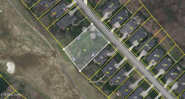 215 Valleyview Dr Unit 2, Lenoir City, TN 37772 - photo 3