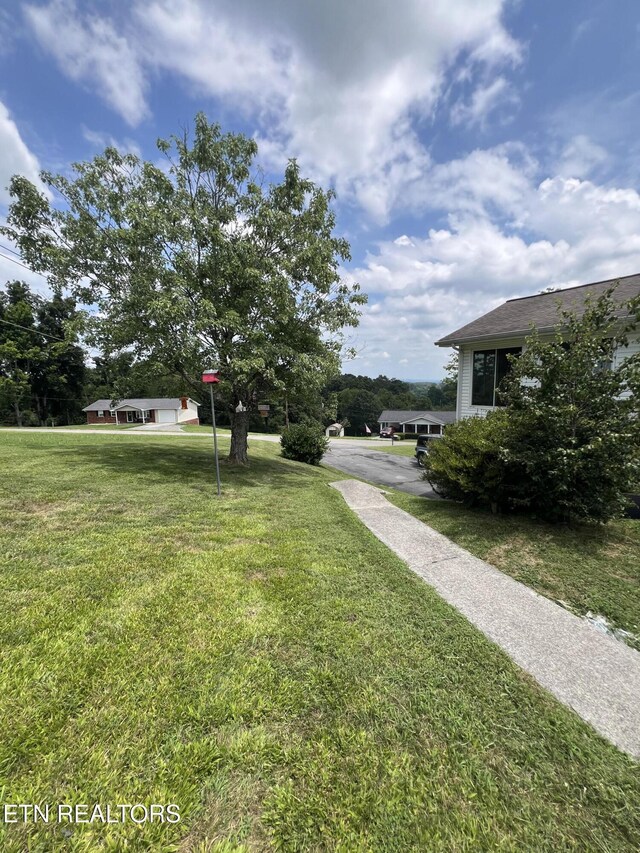 1719 Boone Cir, Tazewell, TN 37879 - photo 36