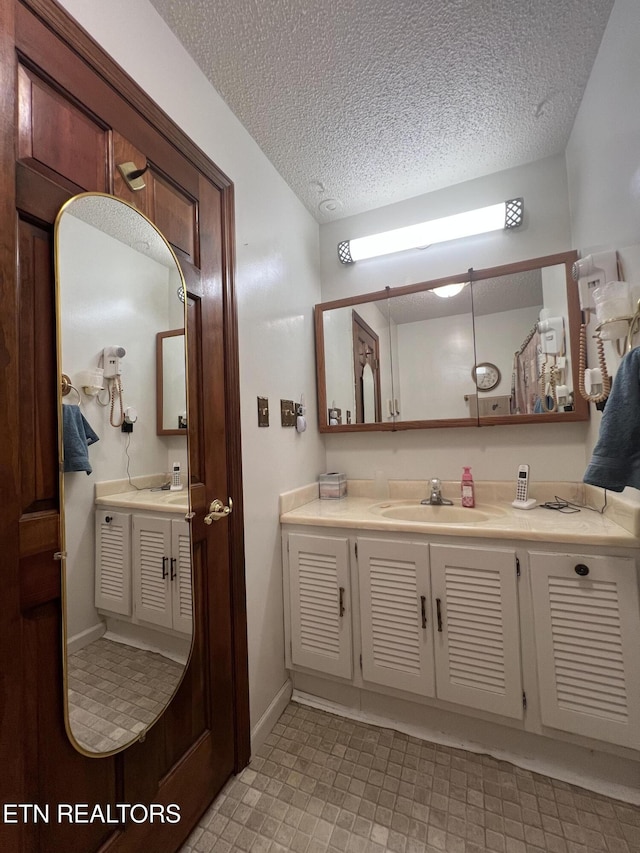 1719 Boone Cir, Tazewell, TN 37879 - photo 12