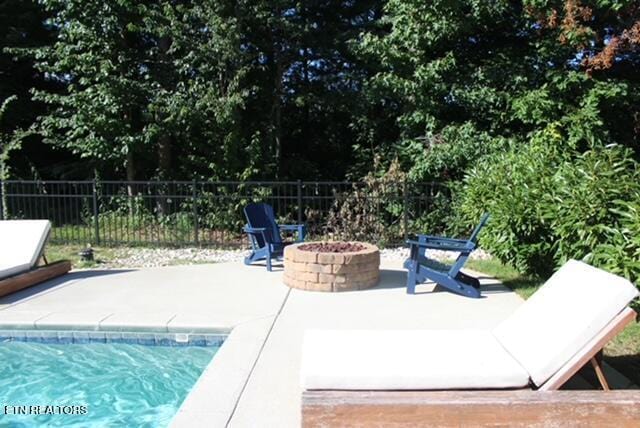 9447 Silver Stone Ln, Ooltewah, TN 37363 - photo 18