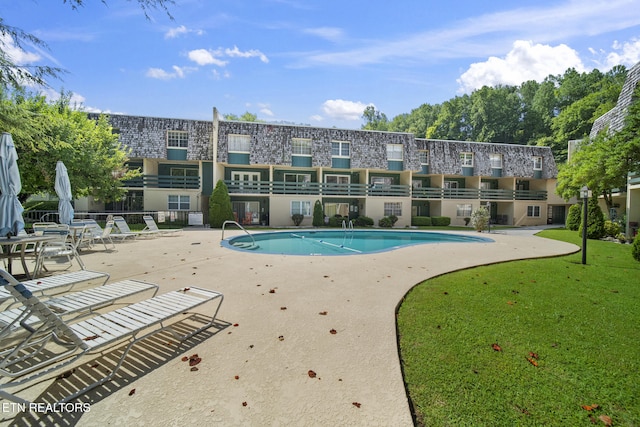 260 Roaring Fork Rd Unit 106, Gatlinburg, TN 37738 - photo 1