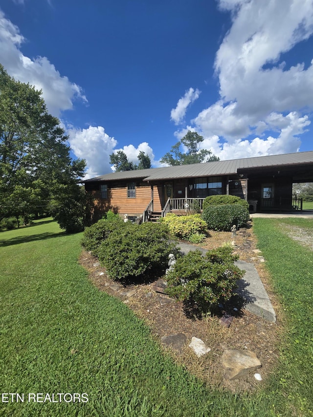 115 Cherry St, Deer Lodge, TN 37726 - photo 1