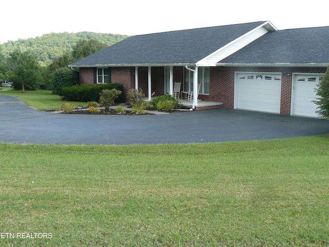 218 Adair Dr, New Tazewell, TN 37825 - photo 3