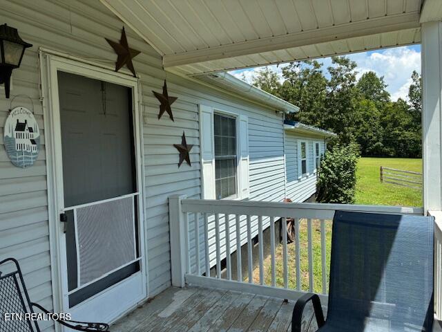 917 Poor Valley Rd, Rogersville, TN 37857 - photo 4