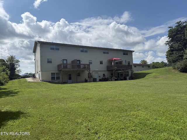 1818 Meadowland Ln, Louisville, TN 37777 - photo 3