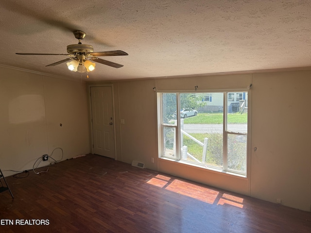 142 Tori Kait Ln, Powell, TN 37849 - photo 4