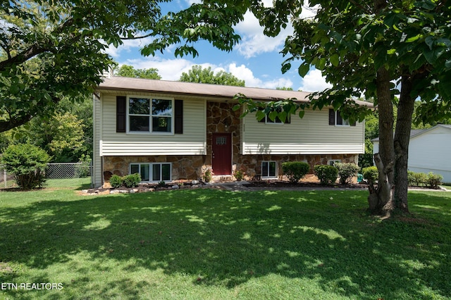 7712 S Whispering Oak Cir, Powell, TN 37849 - photo 1