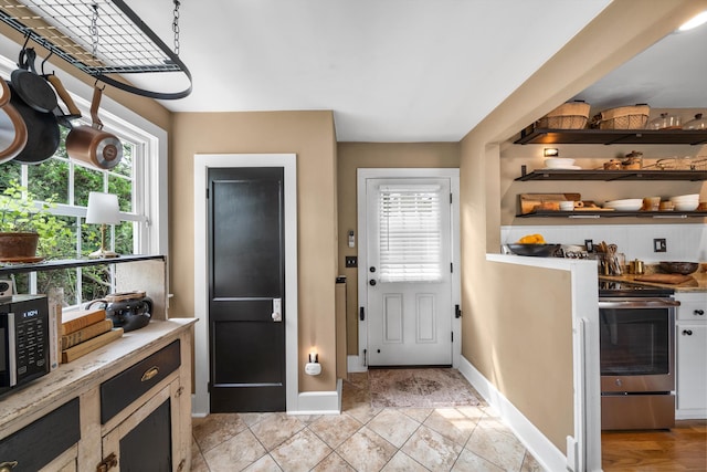 2068 N Shore Rd, Clermont, NJ 08210 - foyer entrance with healthy amount of natural light