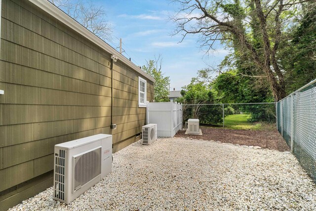 2068 N Shore Rd, Clermont, NJ 08210 - view of fenced backyard