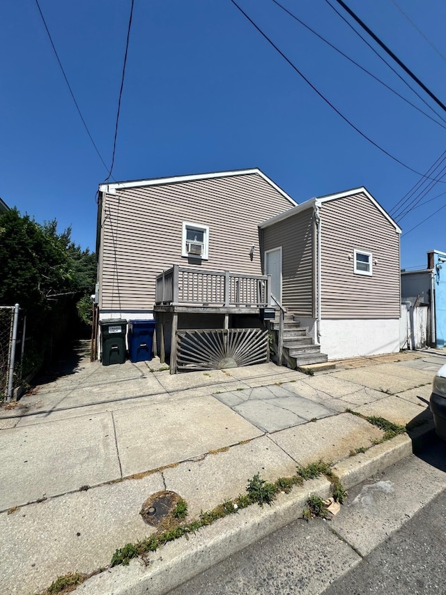 103 W Roberts Ave, Wildwood, NJ 08260 - photo 1