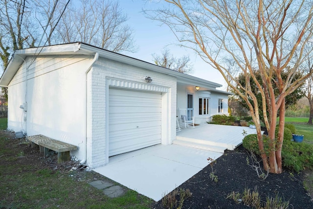 717 Third Ave, West Cape May, NJ 08204 - garage with driveway