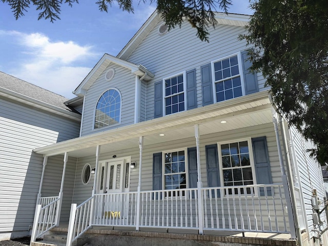 view of front of property with covered porch