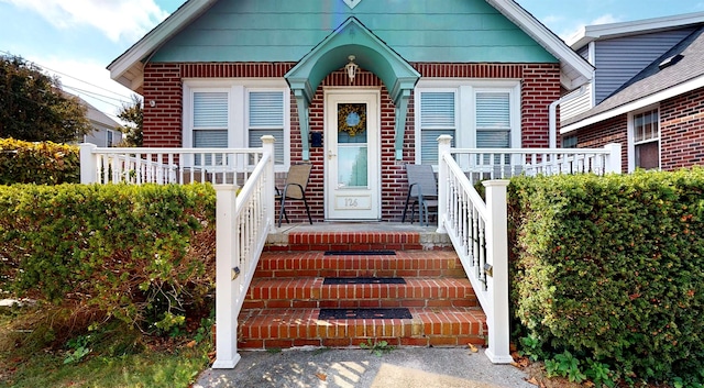 view of front of property