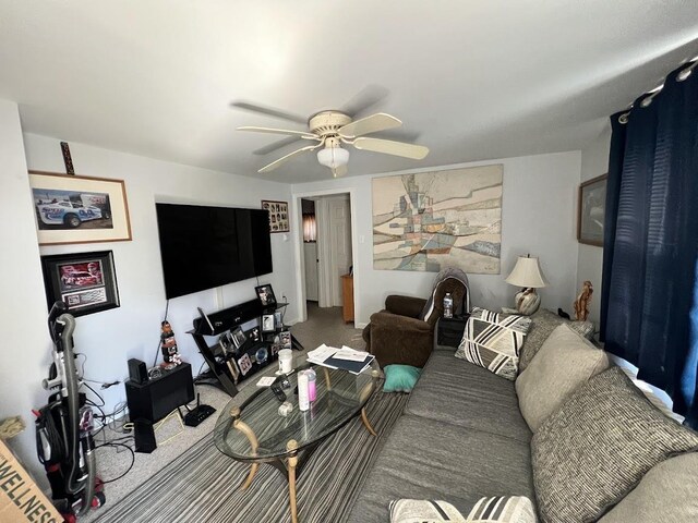 14 Lyndhurst Rd, Marmora, NJ 08223 - living area featuring carpet and a ceiling fan