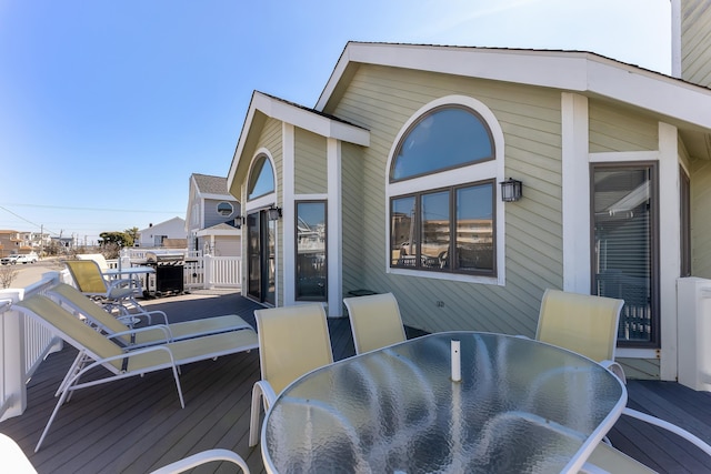 138 8th St, Avalon, NJ 08202 - wooden terrace with outdoor dining space
