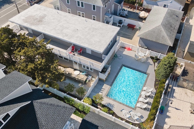 9903 2nd Ave, Stone Harbor, NJ 08247 - view of subject property featuring a pool area