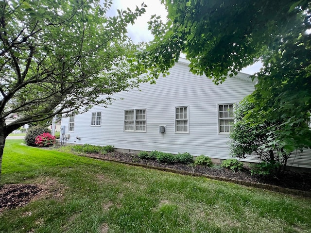 48 Wynndemere Ct, Cape May Court House, NJ 08210 - view of side of home featuring a yard