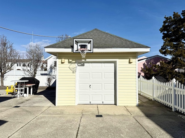 168 98th St, Stone Harbor, NJ 08247 - detached garage with fence