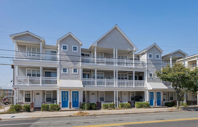 view of townhome / multi-family property