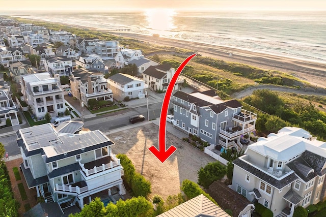 74 E 26th St, Avalon, NJ 08202